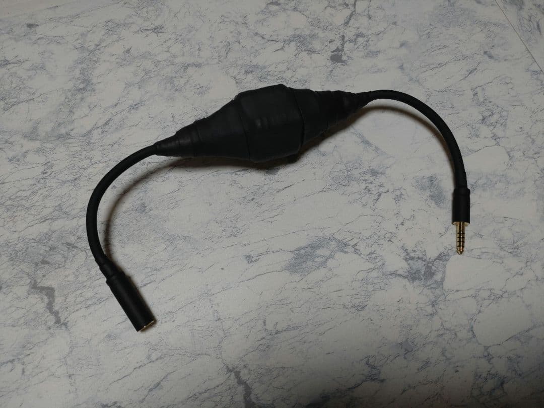 魔*o様 【最新作】1000段式カタパルト搭載　4.4mmメス-4.4mmオス