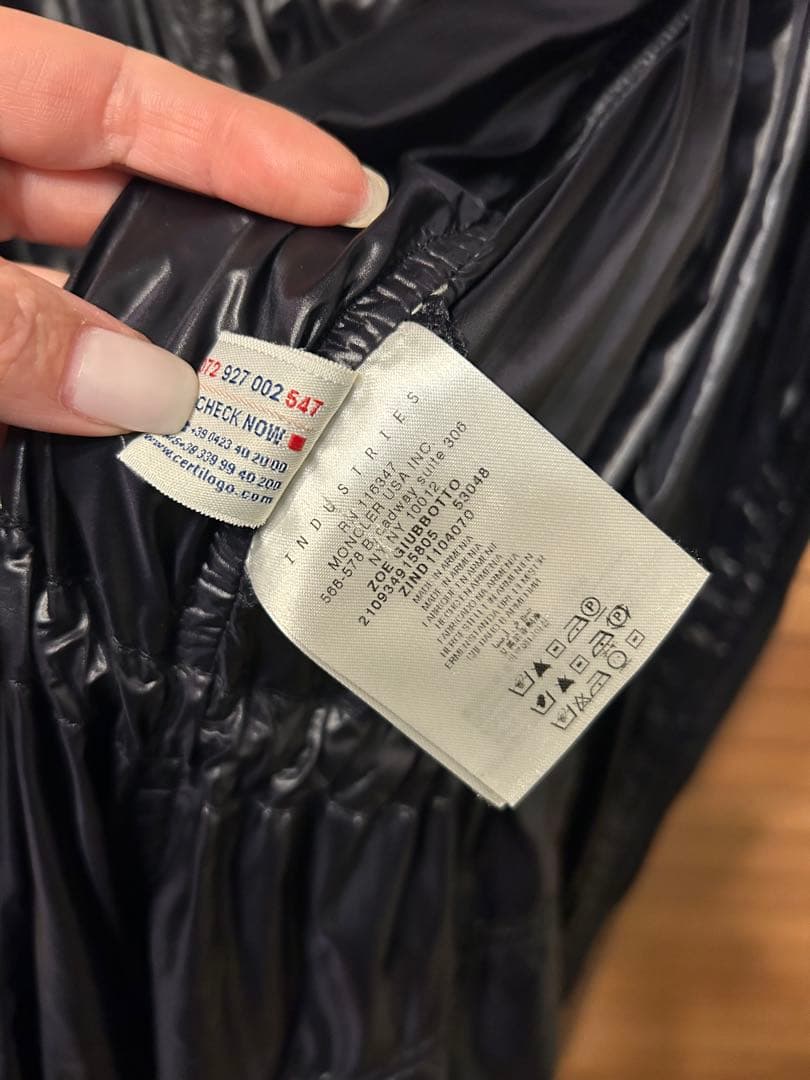 【とんさま専用】Moncler モンクレール ブラックナイロンフード付き