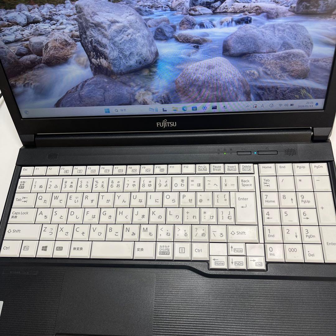 #799 富士通 Lifebook A5510/FX i5-10210U 8GB