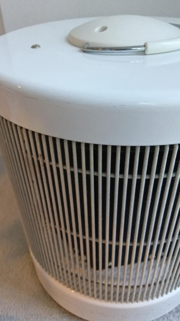 談話室　遠赤外線パネルヒーター