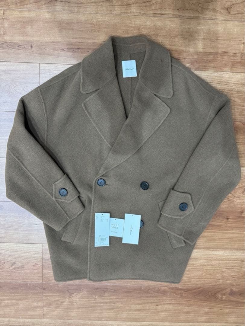 美品 タグあり woolコクーンシルエットピーコート Mila Owen
