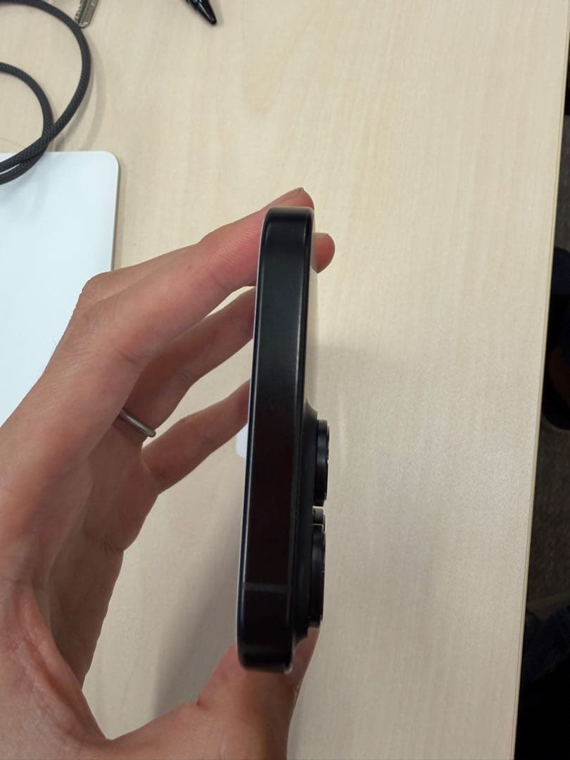 【未使用修理交換品】　iPhone16 Pro Max ブラック