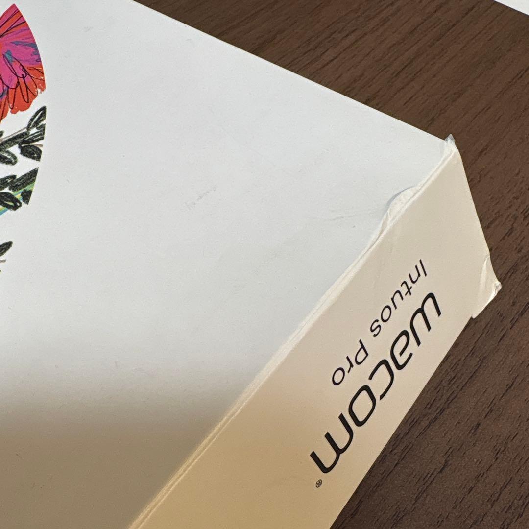 【付属品付き】Wacom Intuos Pro PTH-660/K0ペンタブ
