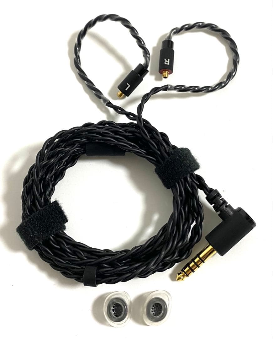 美品 MADOO 有線イヤホン Typ821 MDO-T821-TI マドゥー