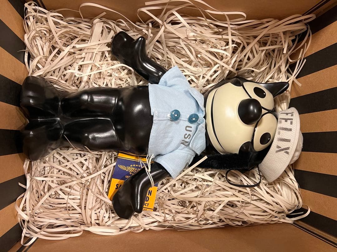 トイズマッコイ　フィリックス　フィギュア