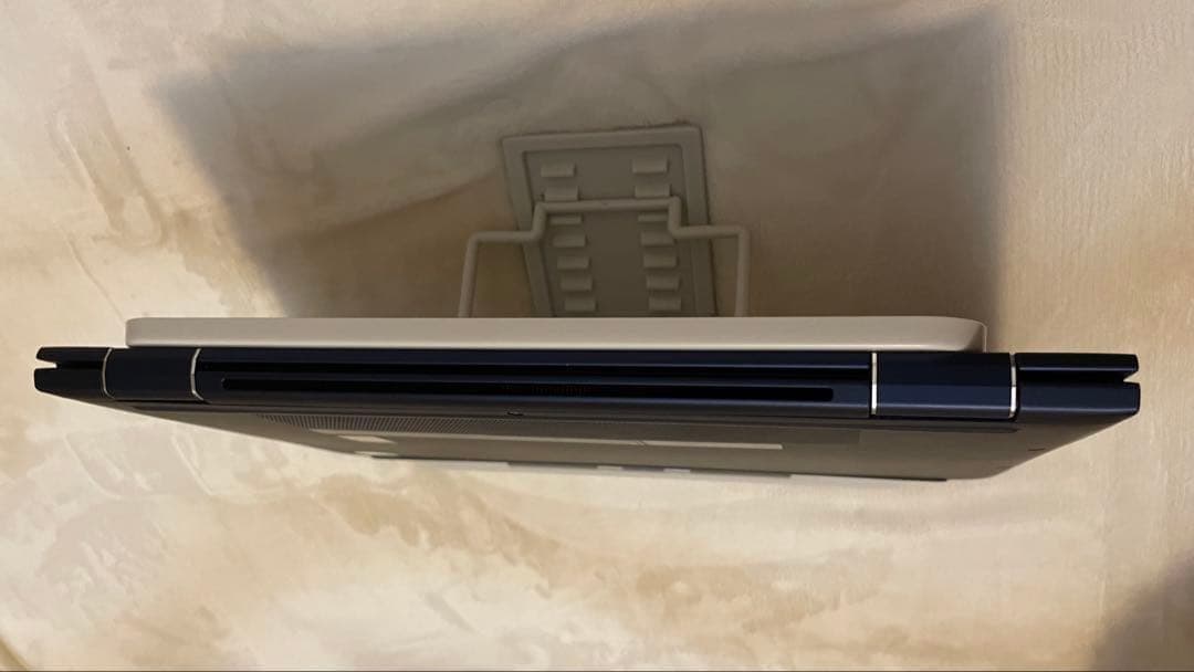 美品HP Elite Dragonfly初代i7/16/512GB オフィス付き