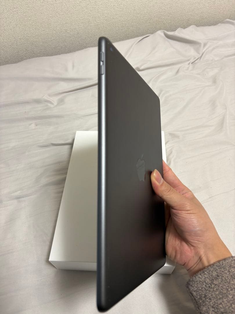 Apple iPad 第8世代32GB バテッリー容量89%