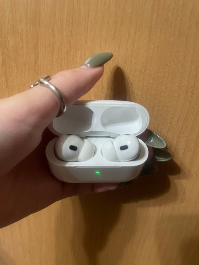 AirPodsPro2 本体 ホワイト