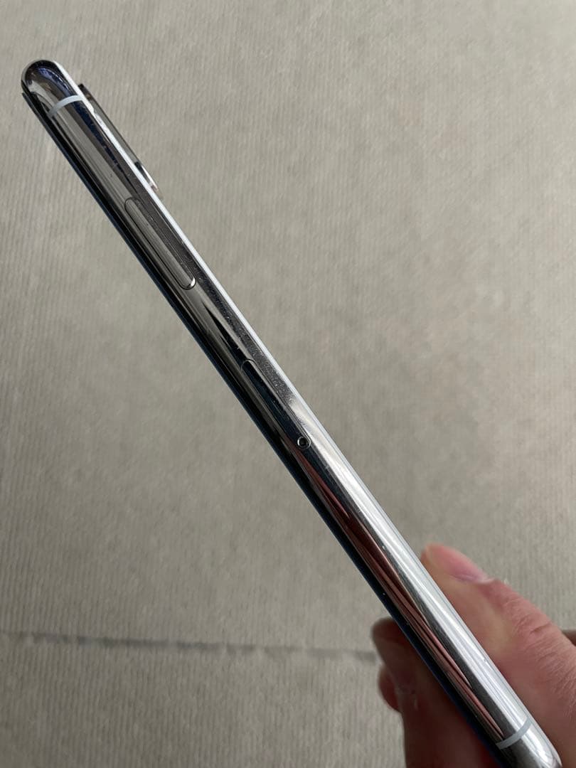 Apple iPhone X 本体　シルバー　64GB SIMロック解除済