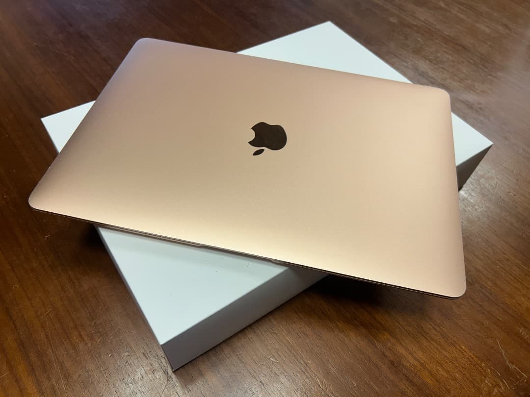 n*n様 Apple Ｍ1 MacBook 13インチ ローズゴールド 本体