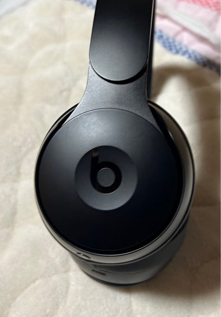 Beats Solo proワイヤレスヘッドホン ブラック