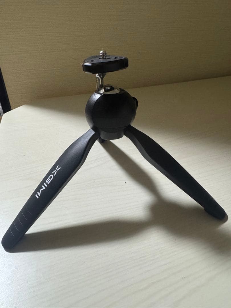 美品 Anker Nebula Cosmos 動作確認済 ミニ脚立付き