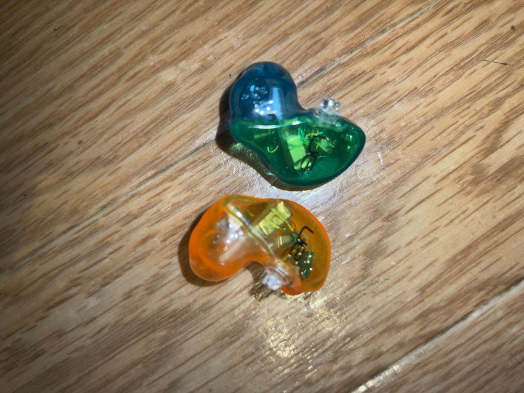 Ultimate Ears　イヤホン　UE 18 pro　ケース・ケーブル付