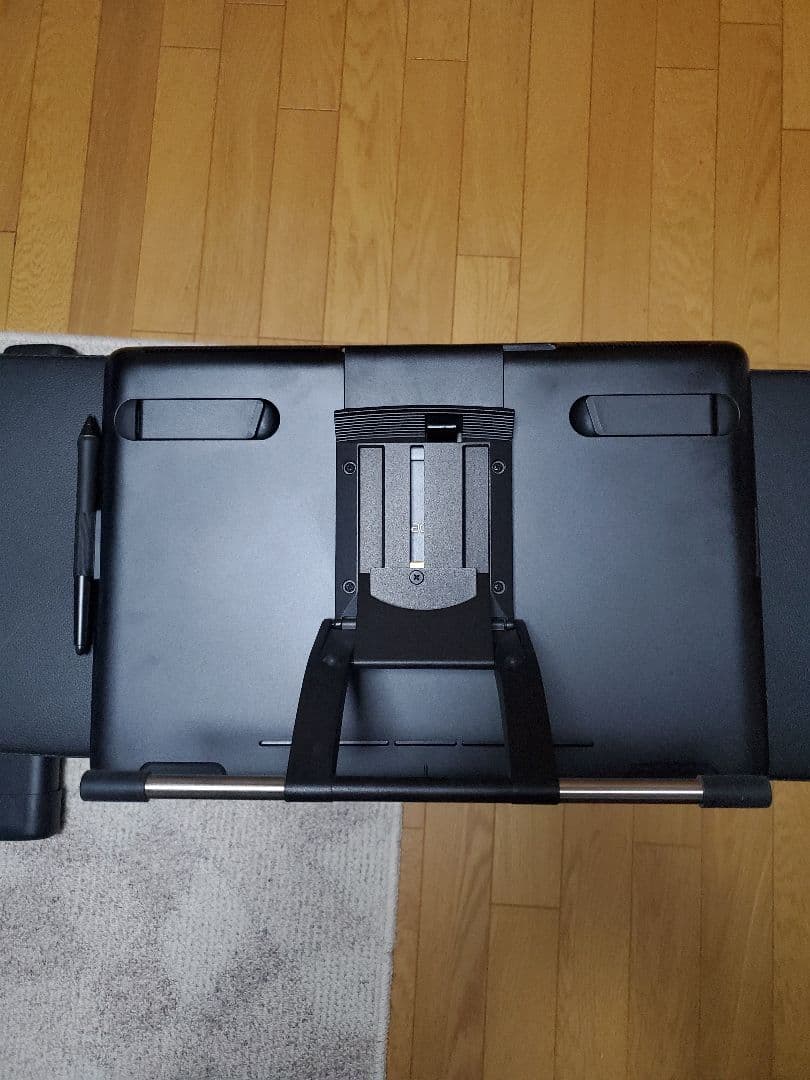 Wacom ワコム Cintiq 16 専用スタンド付き