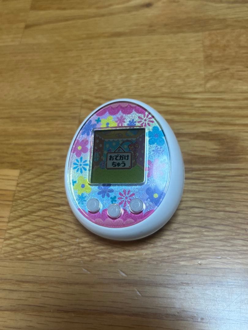 たまごっちみーつ パステルver. ホワイト