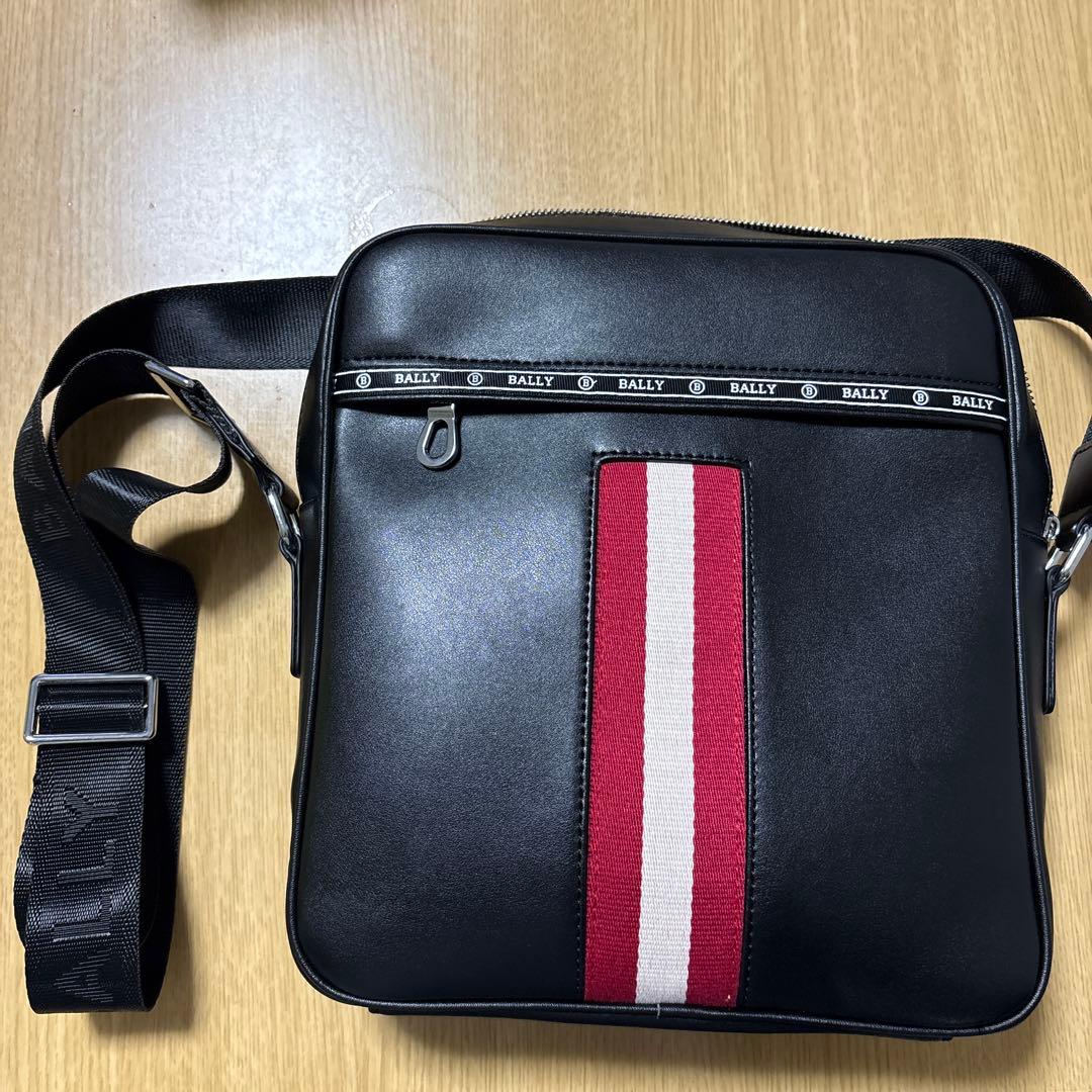 BALLY バリー ショルダー バッグ　メンズ レザーバッグ