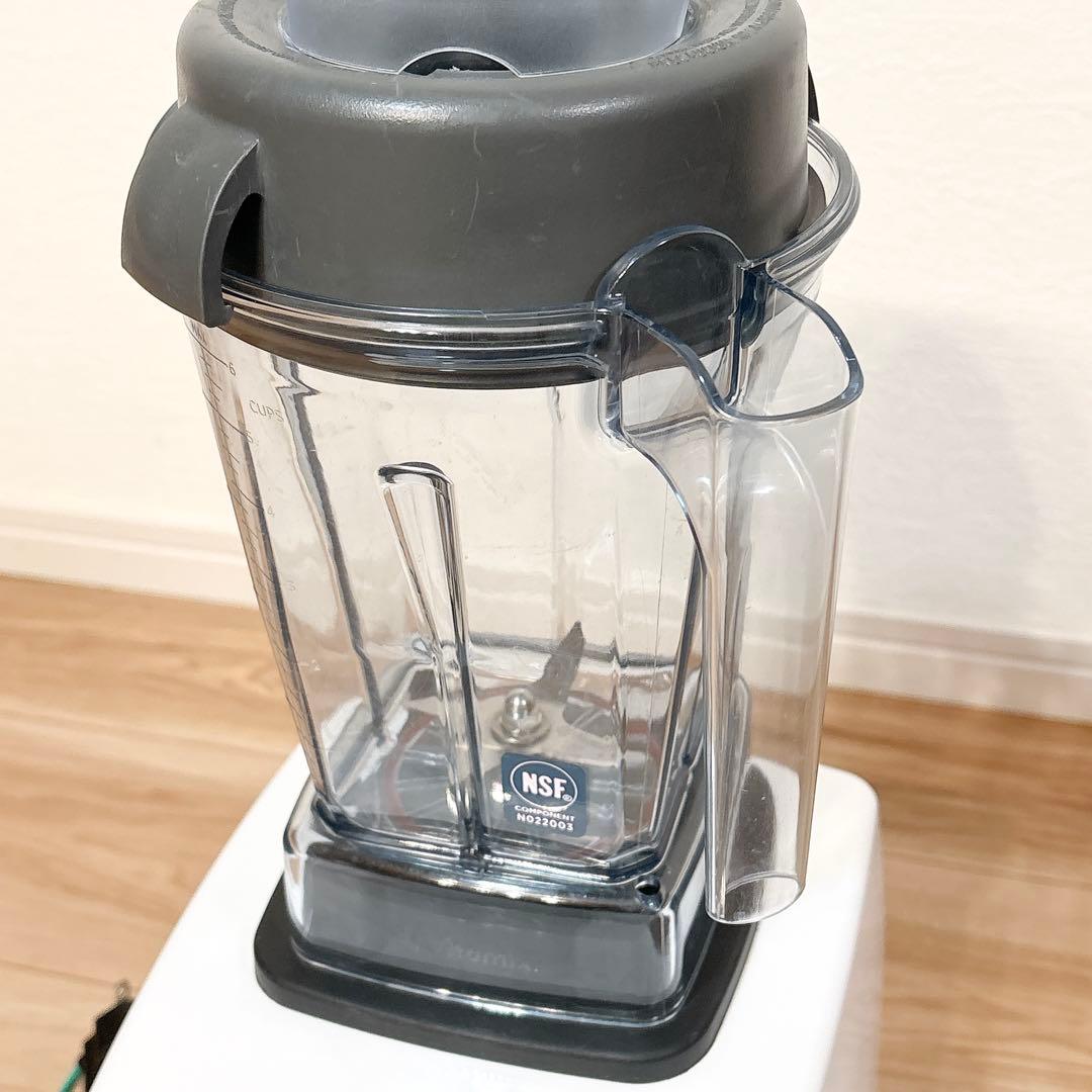 ✨良品✨ バイタミックス ブレンダー ジューサー TNC5200 VM0111