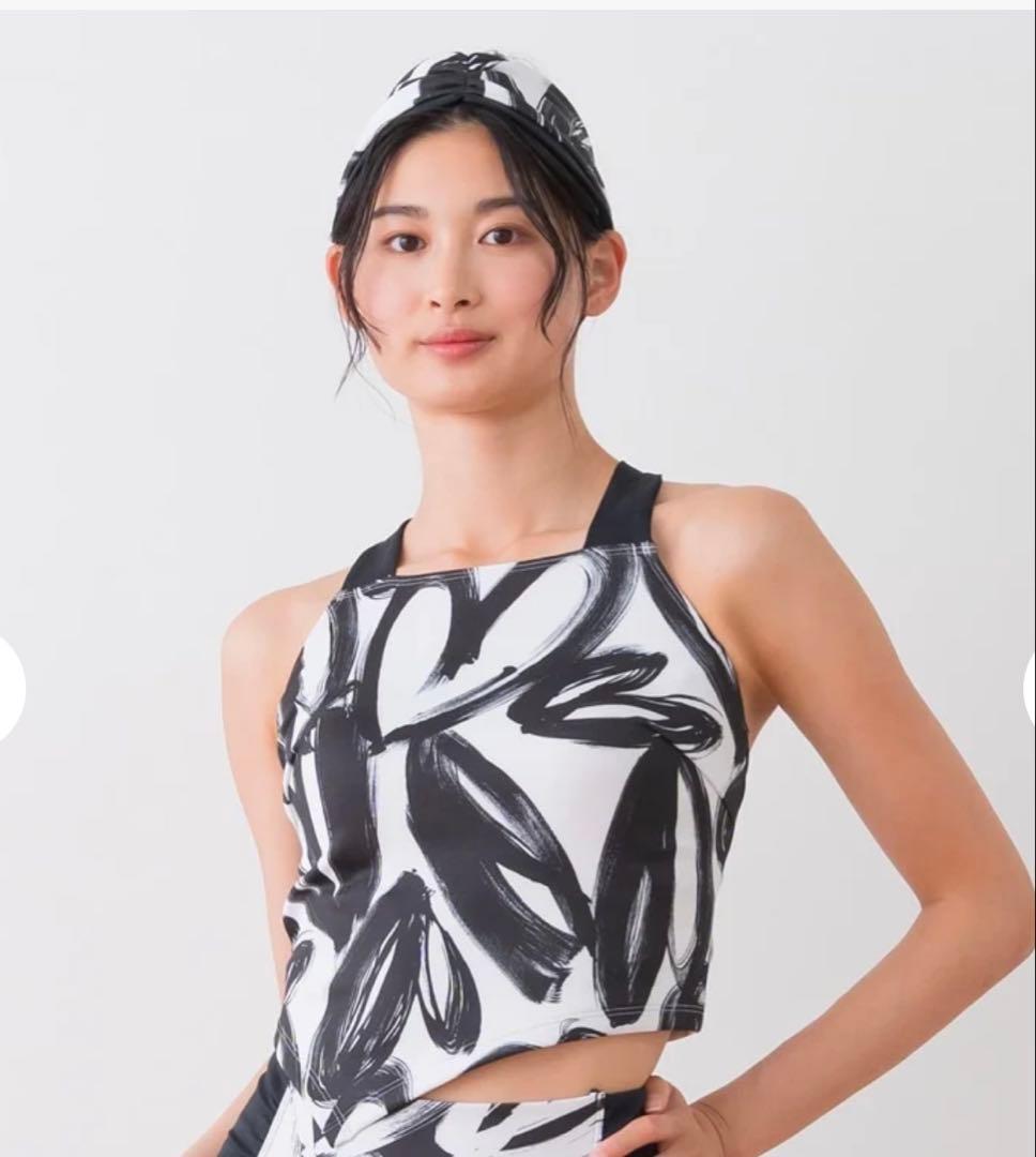 スカーラ　ハートプリントホルダーネックブラトップ　S 新品未使用　LAVA