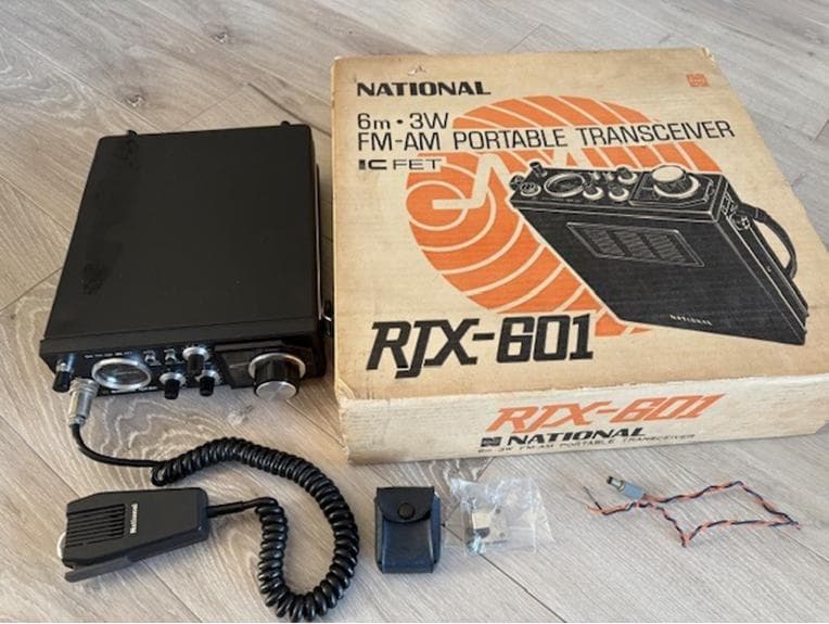 National RJT-601 トランシーバー