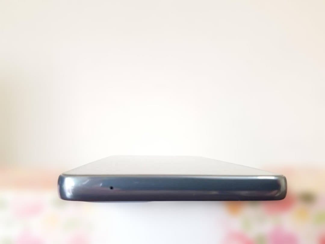 040 美品 au Galaxy A53 5G SIMフリー◆128GB◆6GB