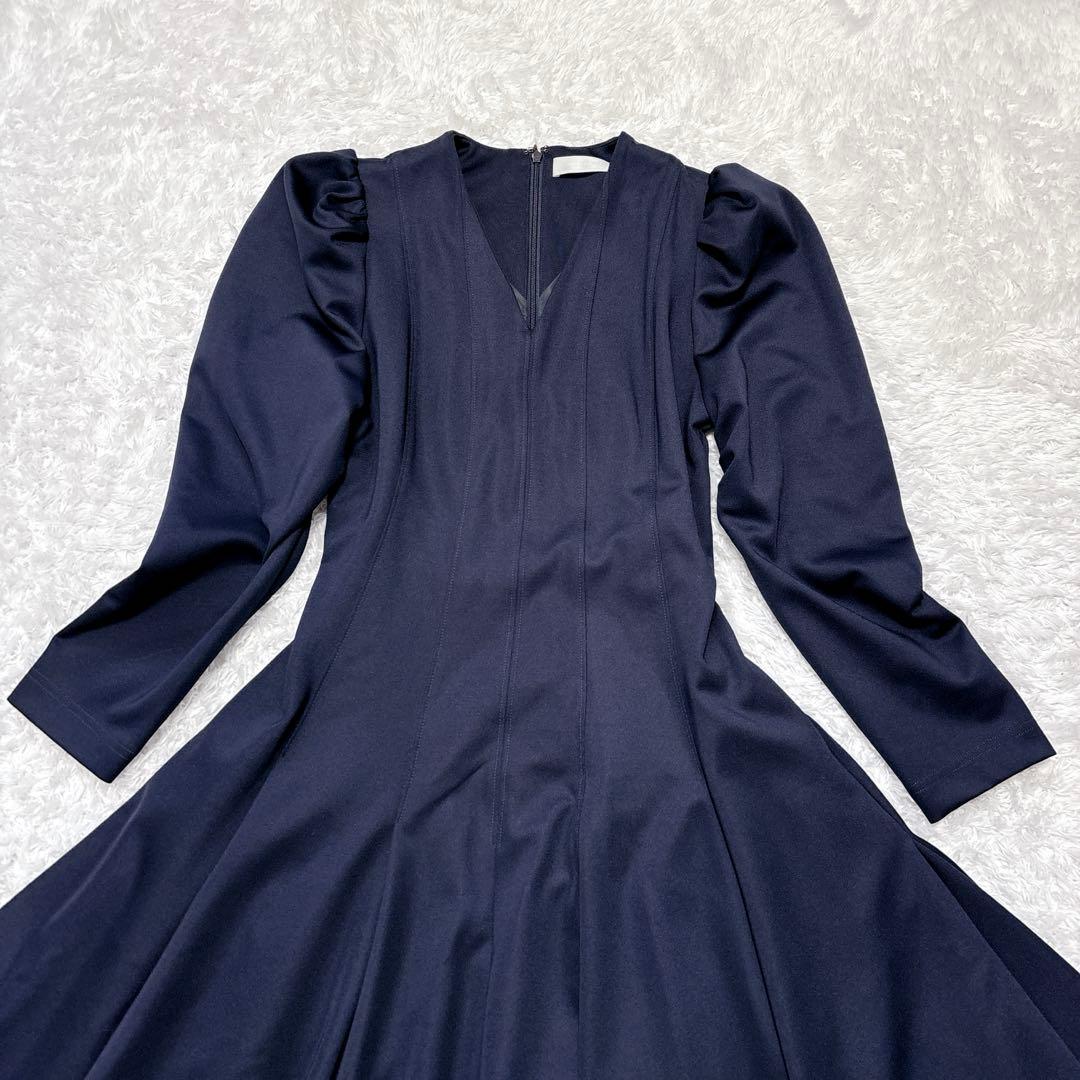 【CELFORD】セルフォード パフスリーブ Vネック フレアワンピース 濃紺