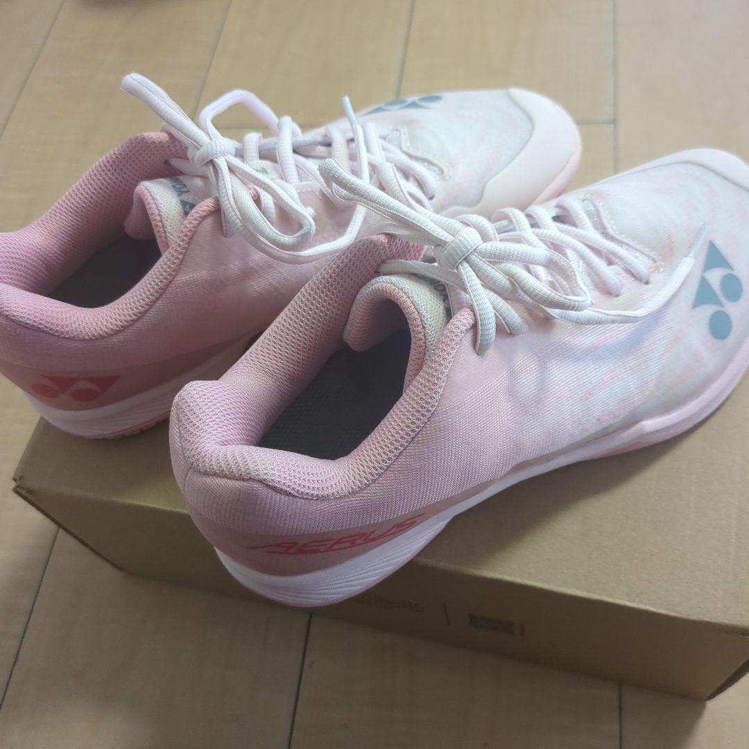 YONEX AERUS ピンク バドミントンシューズ