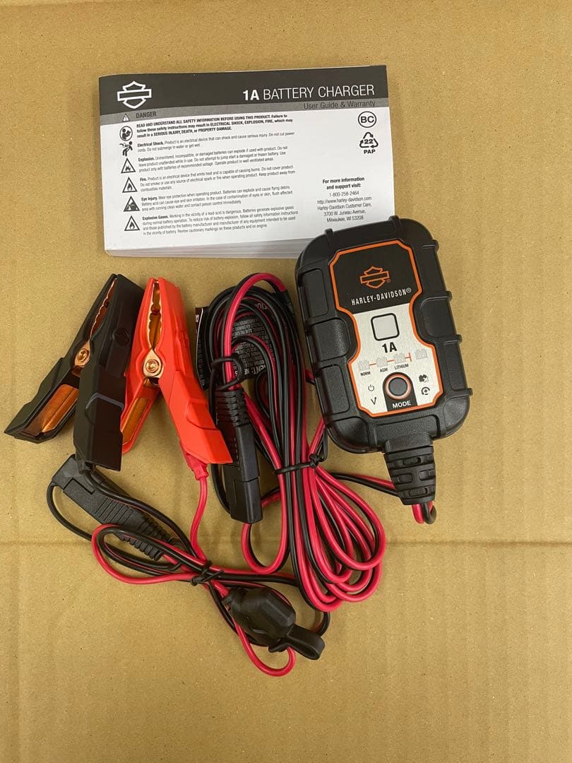 新古　ハーレー純正1AMP Batterychargerバッテリーテンダー