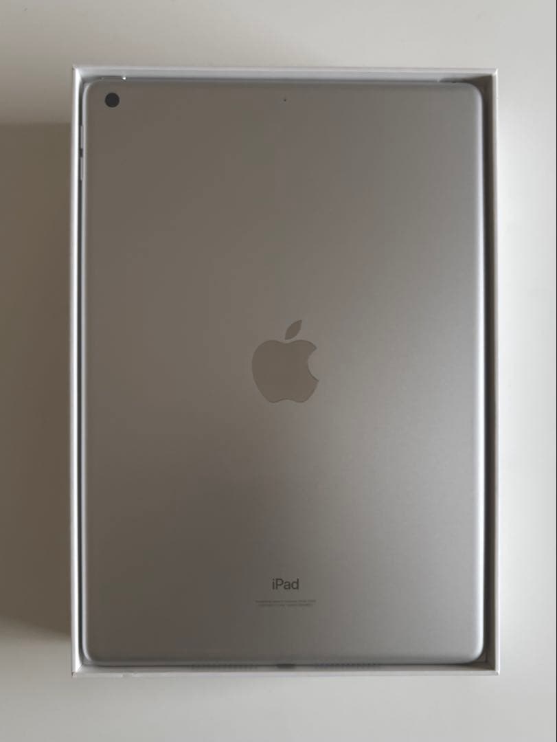 第9世代 iPad 64GB 容量100%