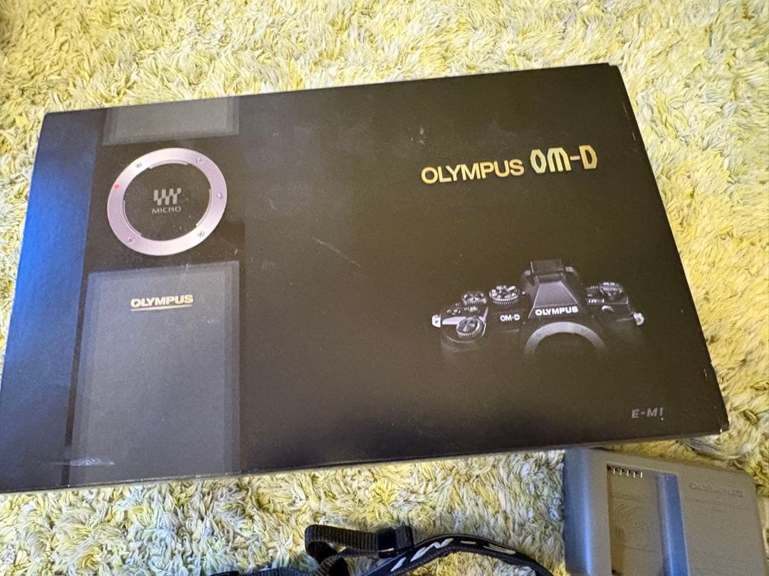 オリンパスOLYMPUS OM-D E-M1 ボディ 黒