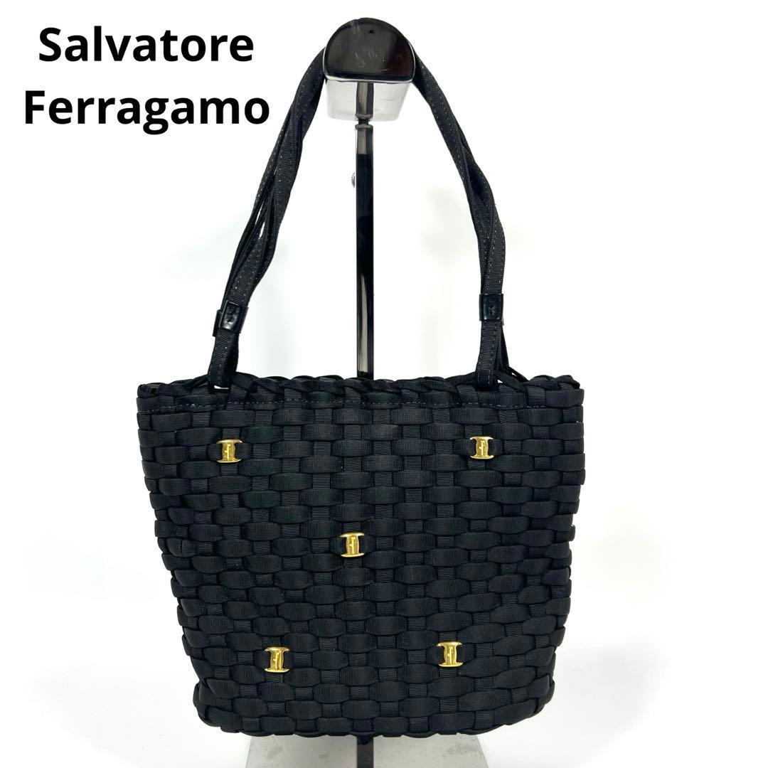 状態良好 サルヴァトーレ・フェラガモ ミニ カゴバッグ イタリア製 ブラック