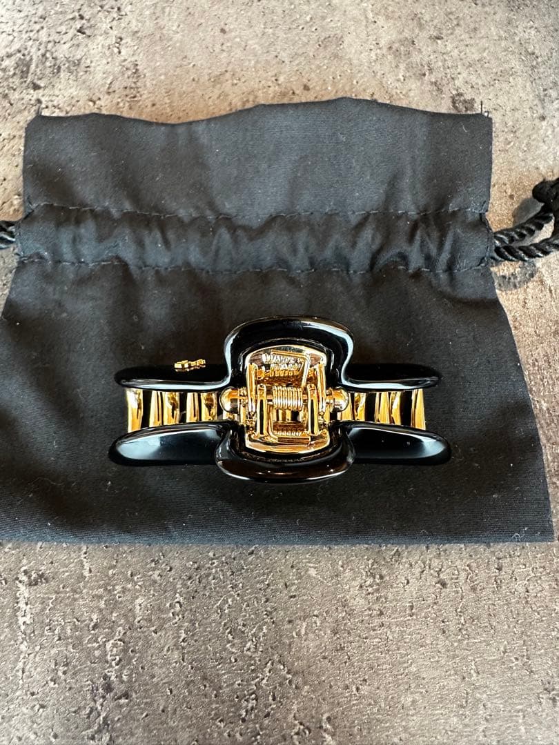 acca ヘアクリップ ブラック ゴールド