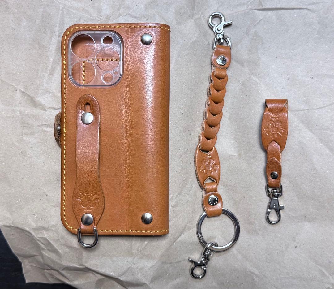 iPhone16pro 本革手帳タイプ 栃木レザー おまけ付き