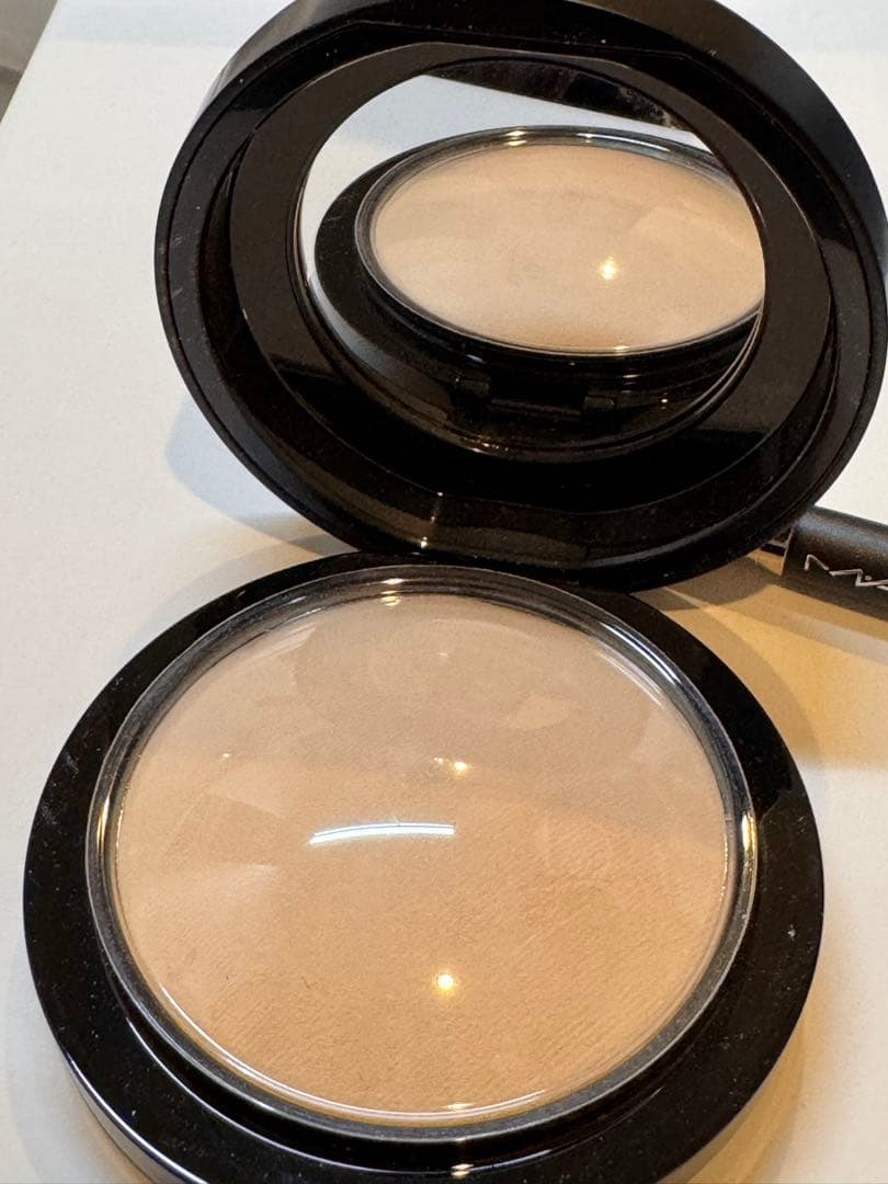 MAC ミネラライズスキンフィニッシュナチュラル【ライト】