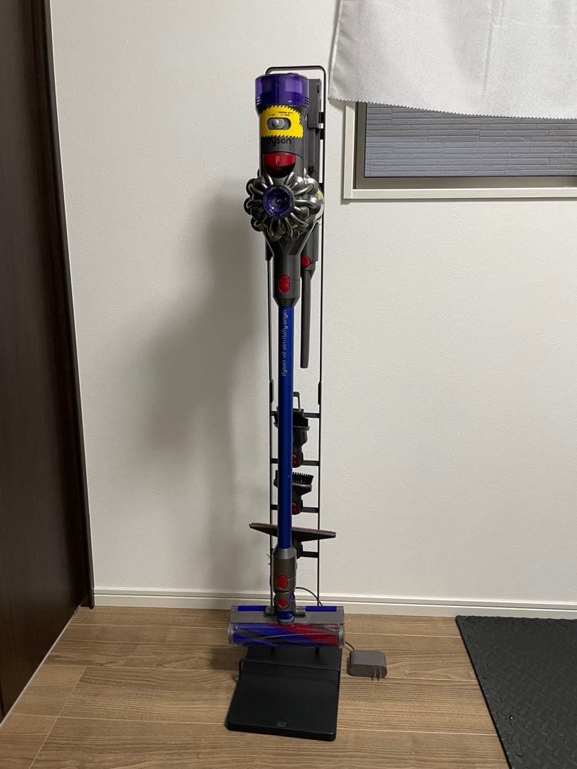 Dyson V8 スリム コードレス掃除機　スタンド