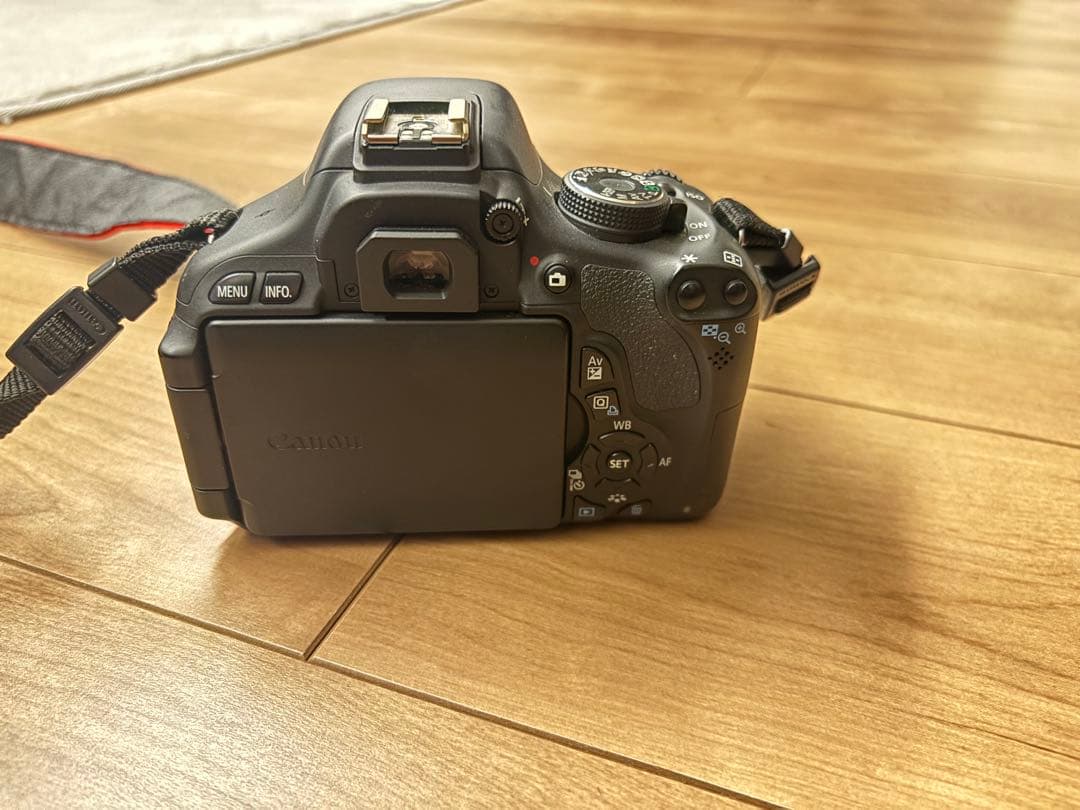 一眼レフカメラ　Kiss X5