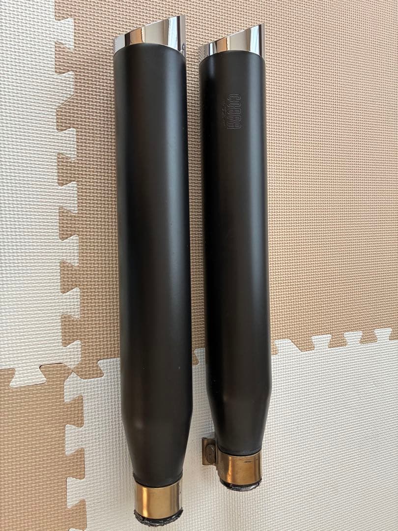 ハーレースポーツスターコブラ3インチスリップオンマフラーブラック/クロームエンド