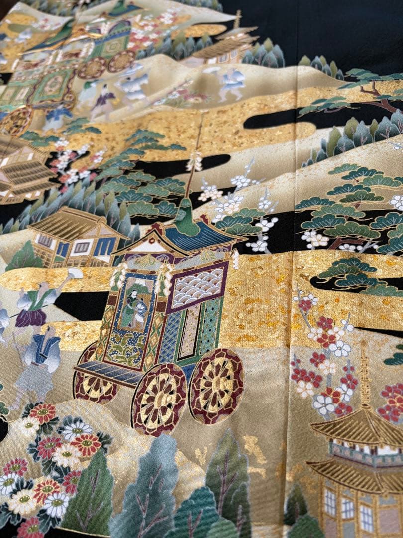 着物リメイク　黒留袖　ロングワンピース　　ゴールド　山車　作家物