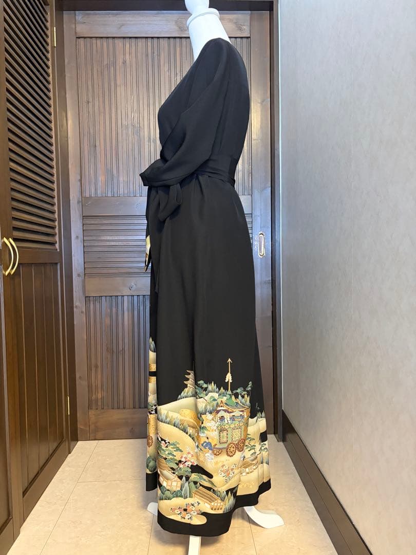 着物リメイク　黒留袖　ロングワンピース　　ゴールド　山車　作家物