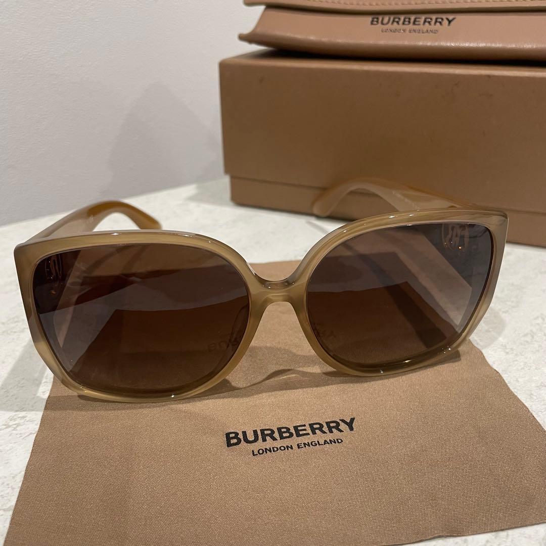 BURBERRY サングラス　ベージュ