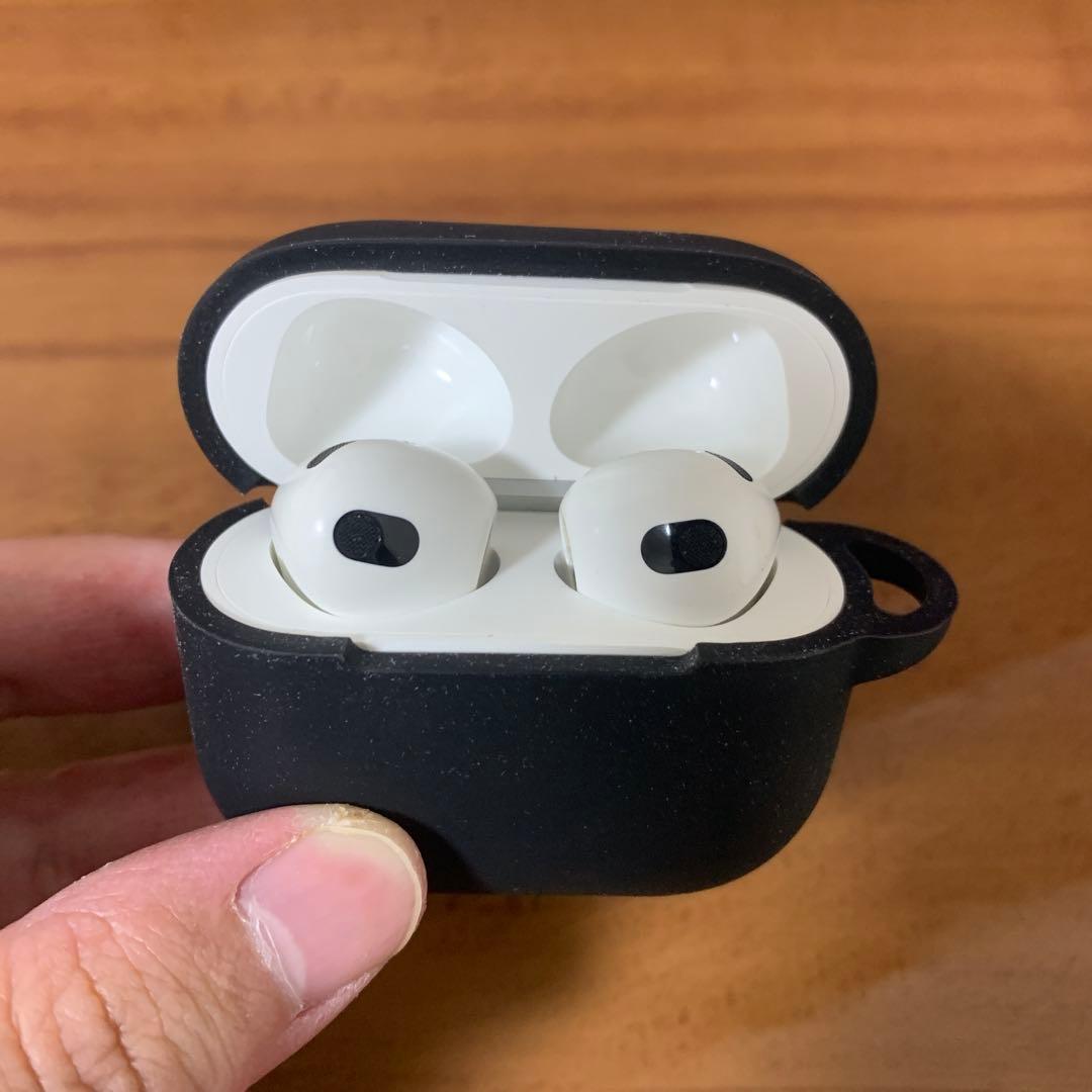 Apple AirPods (第３世代) 美品 純正