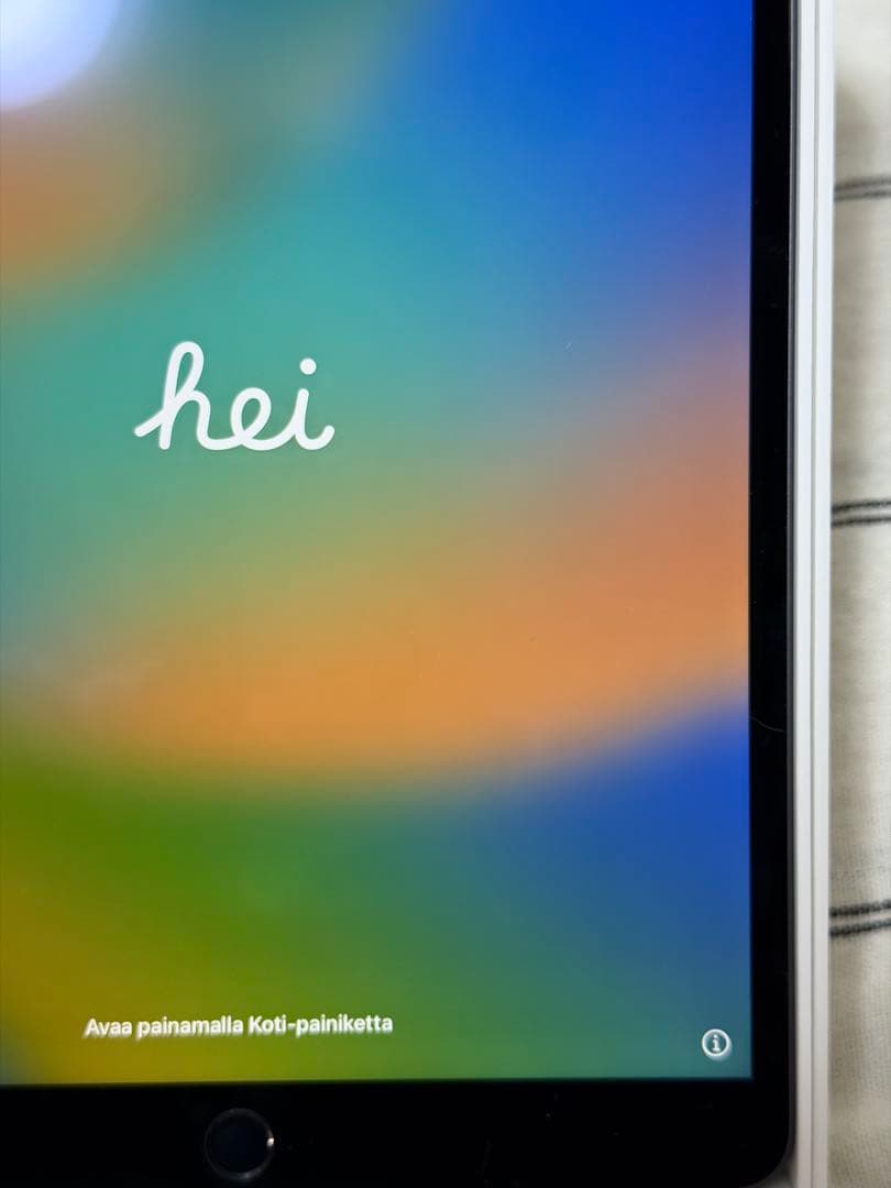 箱/備品付 iPad Air 10.5 第3世代 Wi-Fi 64GB 2019