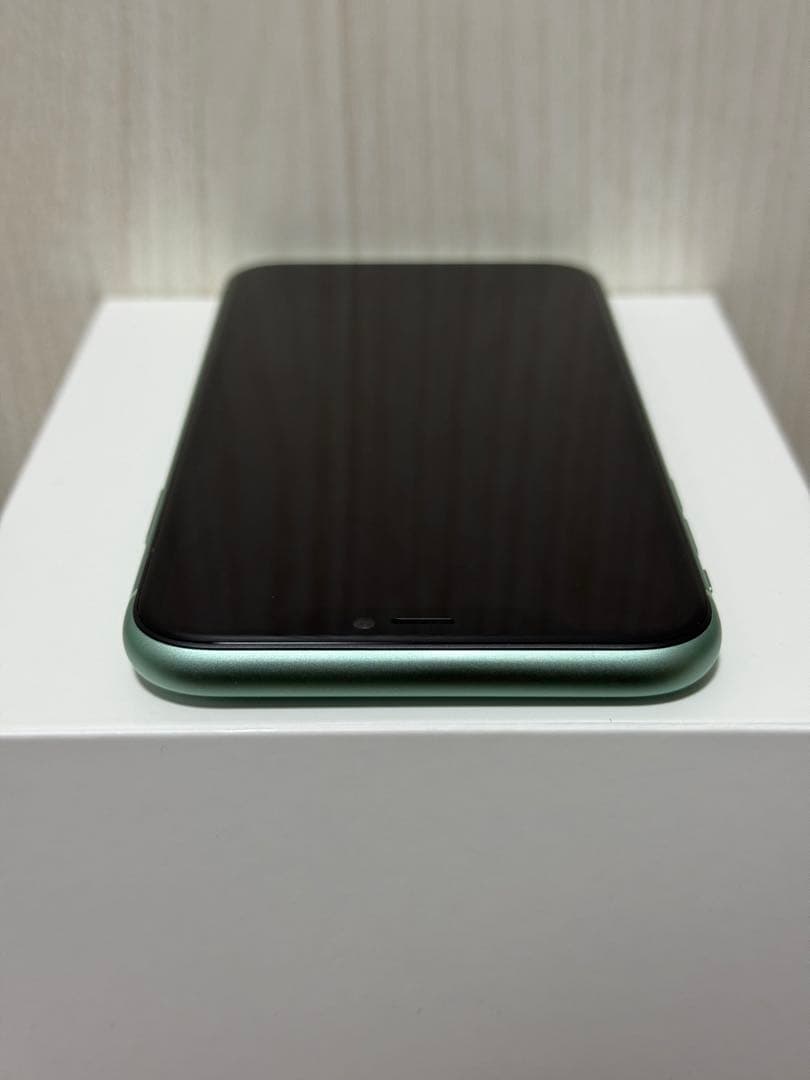 iPhone 11　64GB　グリーン