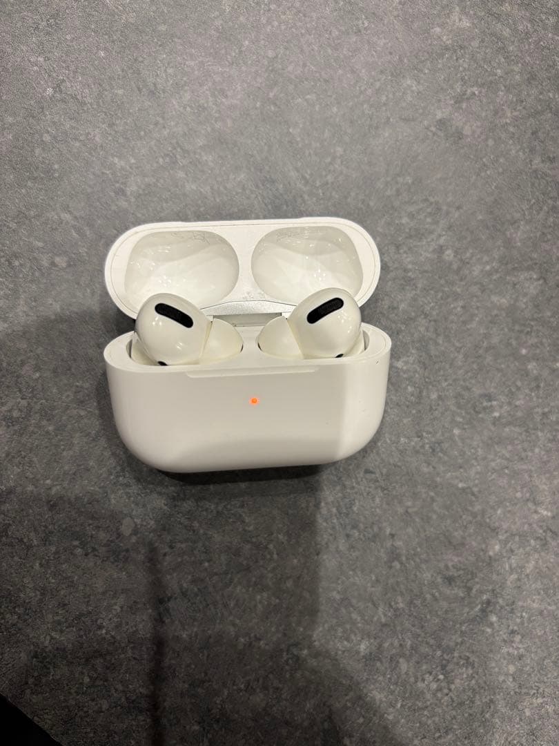 AirPods pro 第一世代　左耳不具合あり