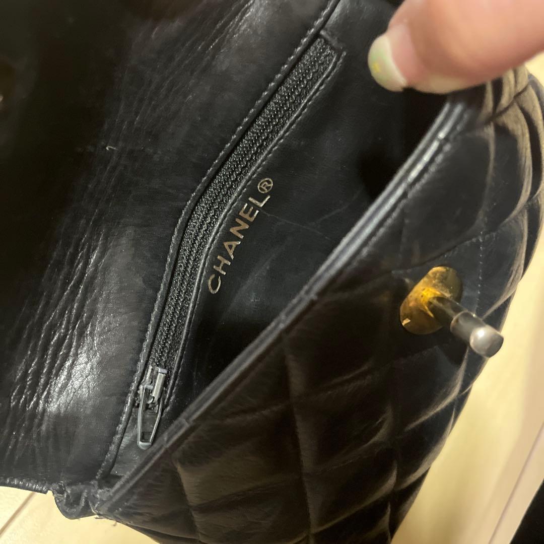 tiara gold　　CHANEL 黒 キルティング