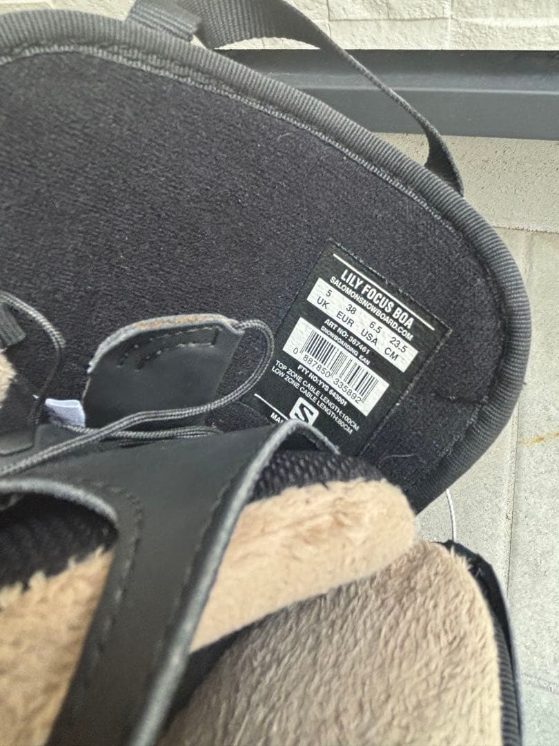 サロモン　スノーボードブーツ（レディース）