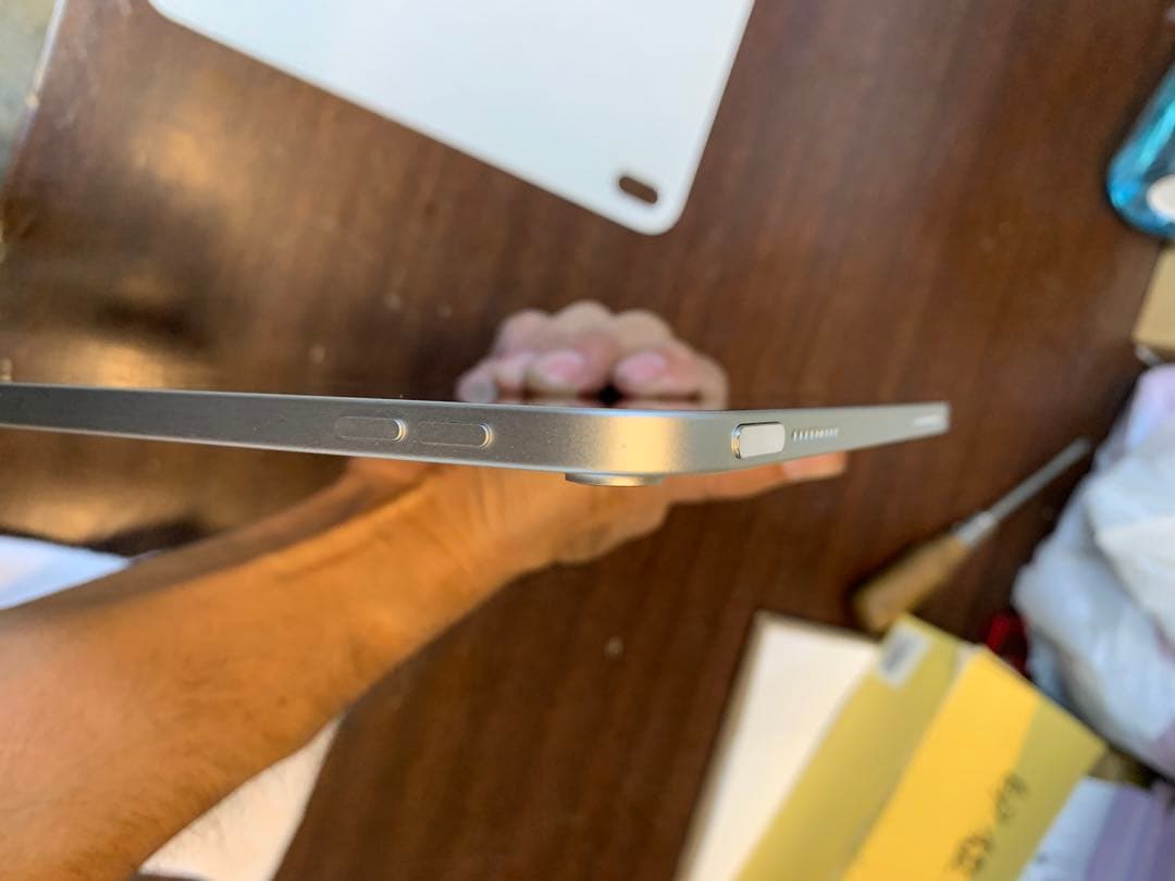 Apple iPad (第10世代) 256GBシルバー