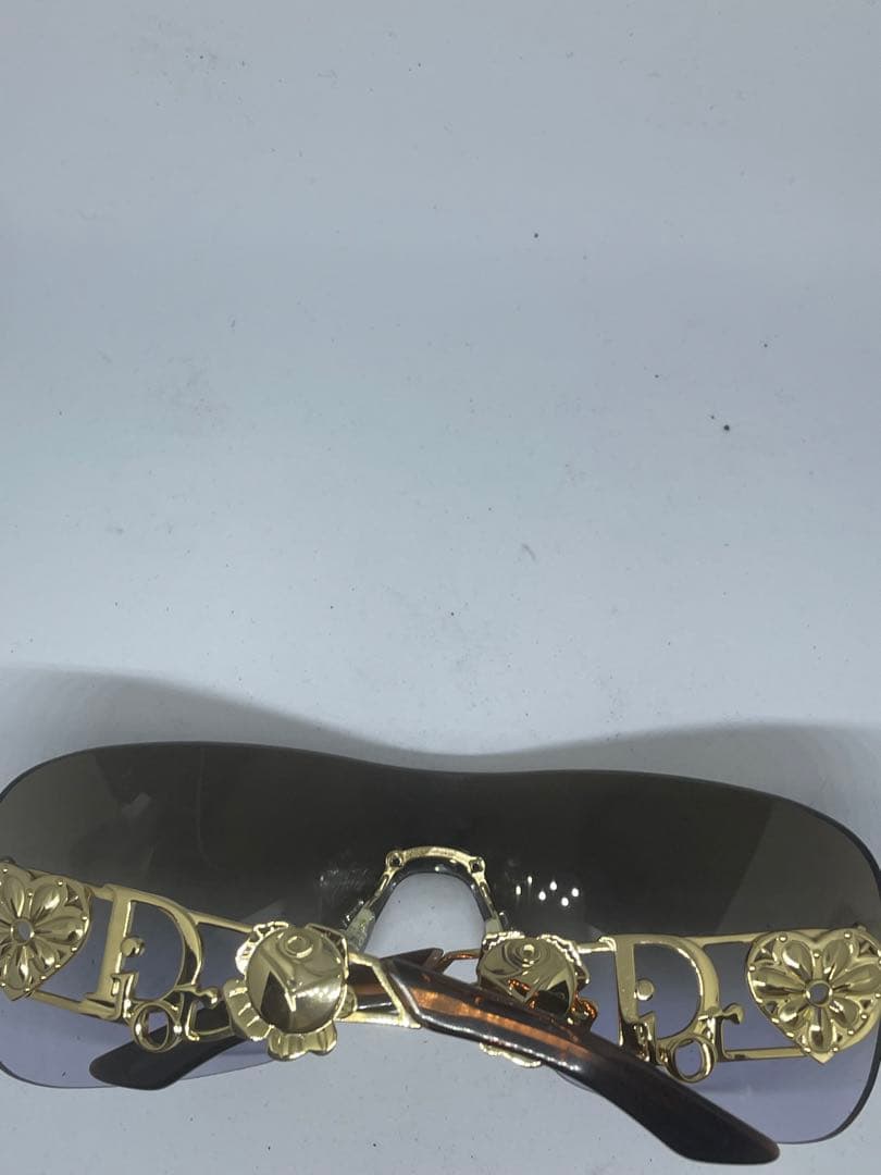 ディオール　Dior サングラス　ロゴ　モチーフ　美品