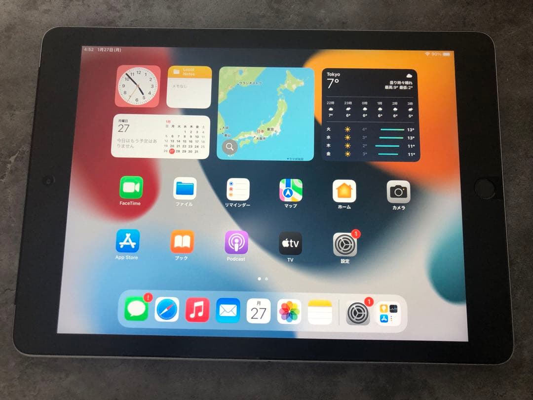 iPad (第6世代) Wi-Fi+Cellular SIMフリー　17.7.3