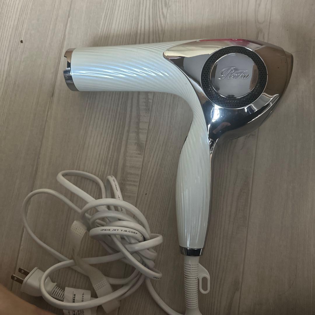 ReFa BEAUTECH DRYER リファ ビューテックドライヤー　ホワイト