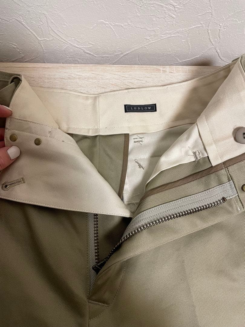 ラドローチノパン　最終価格１／31で削除